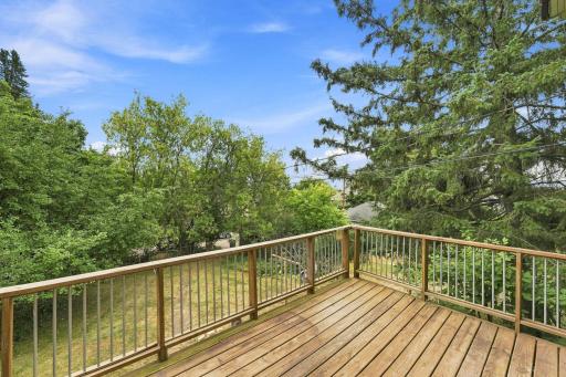 2114 E 2nd Street, Duluth, MN 55812