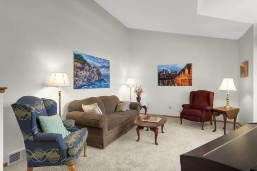 3266 Rolling Hills Drive, Eagan, MN 55121