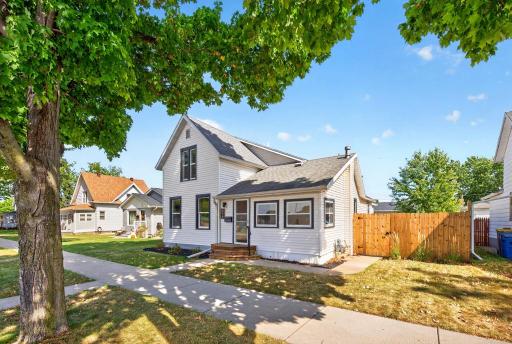 514 N Prairie Street, Lake City, MN 55041