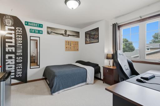 3rd Bedroom w walk in closet