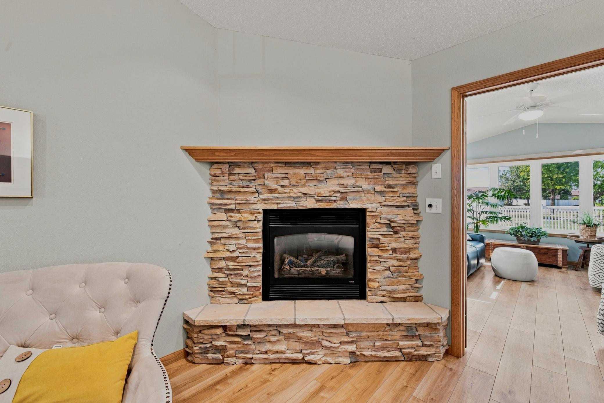 Gas-burning Corner Fireplace
