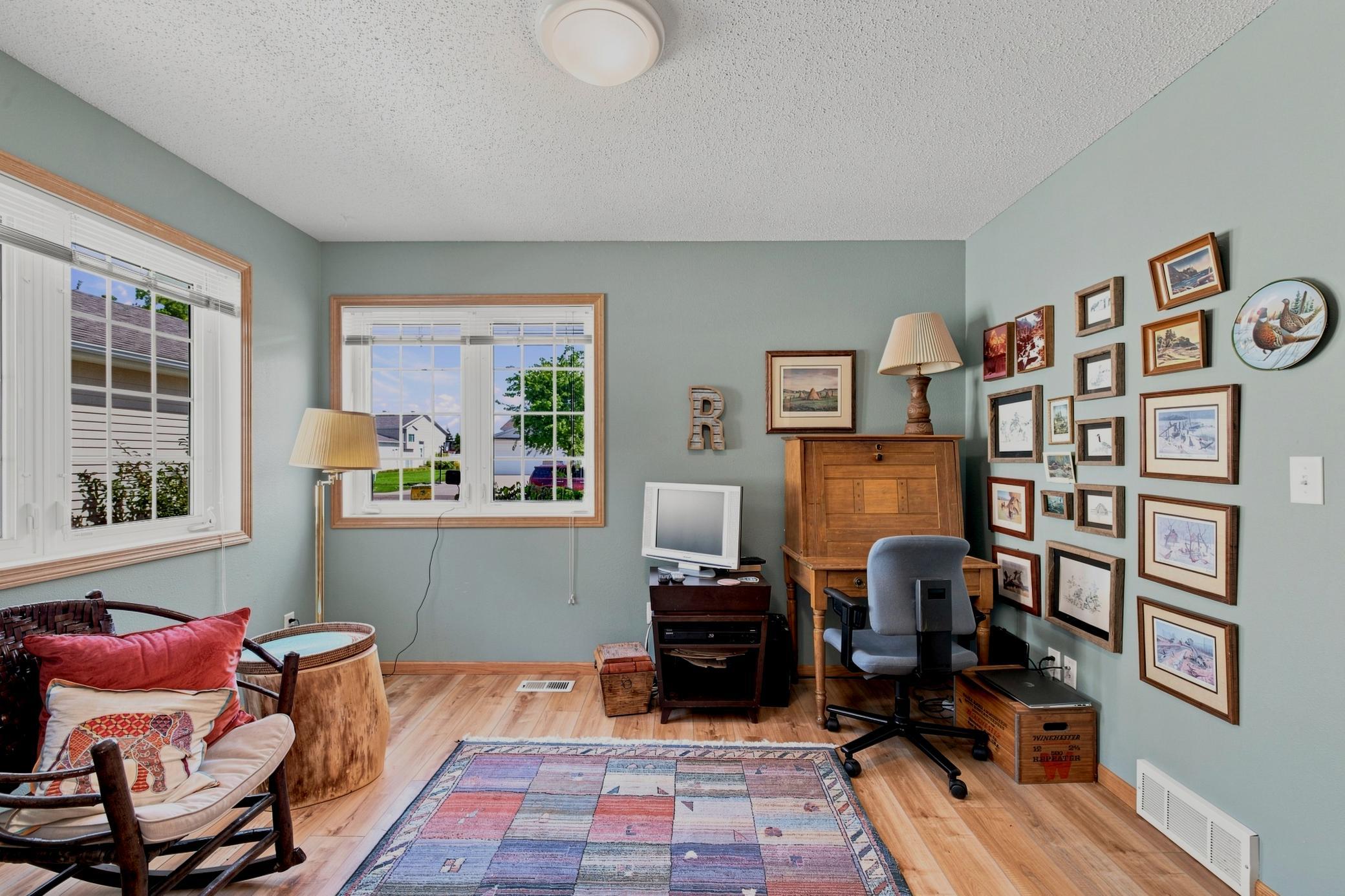 Bedroom 1/Office