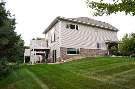 3951 Raspberry Ridge Road NW, Prior Lake, MN 55372