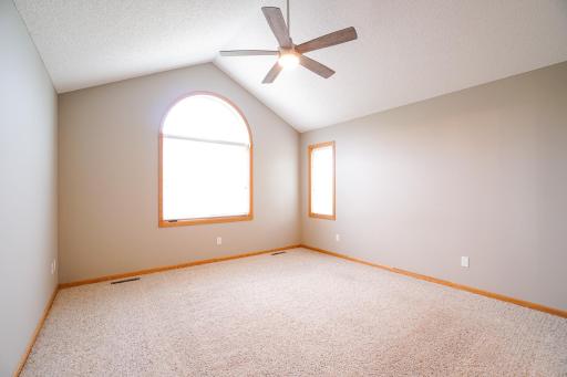 3951 Raspberry Ridge Road NW, Prior Lake, MN 55372