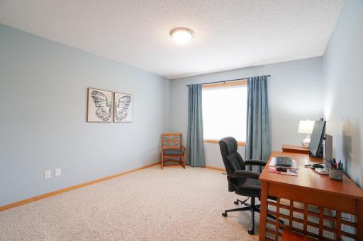 3951 Raspberry Ridge Road NW, Prior Lake, MN 55372