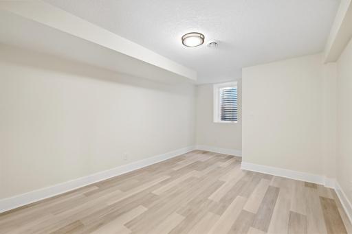 5709 Sheridan Avenue S, Minneapolis, MN 55410