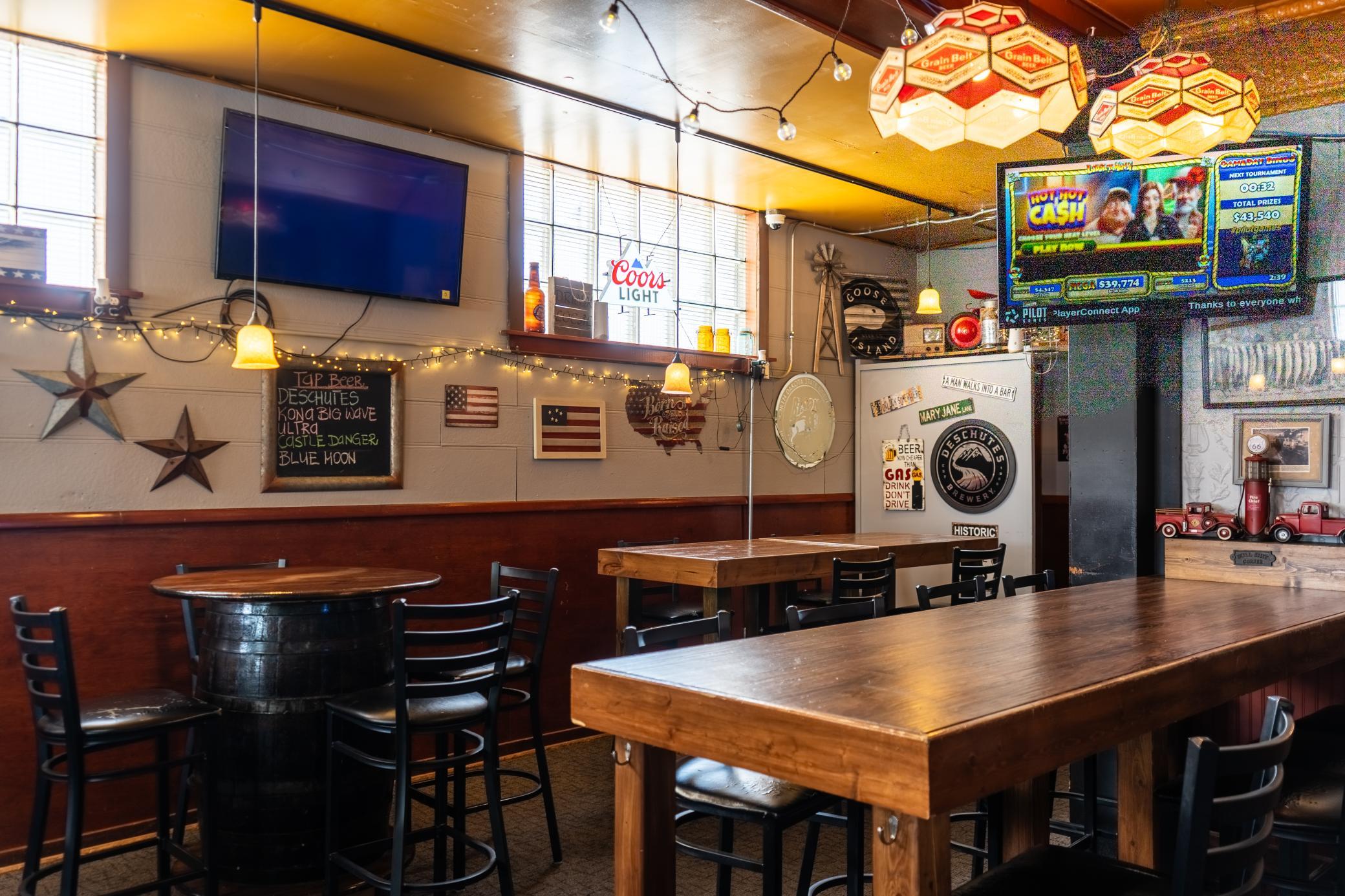 Bar/Dining