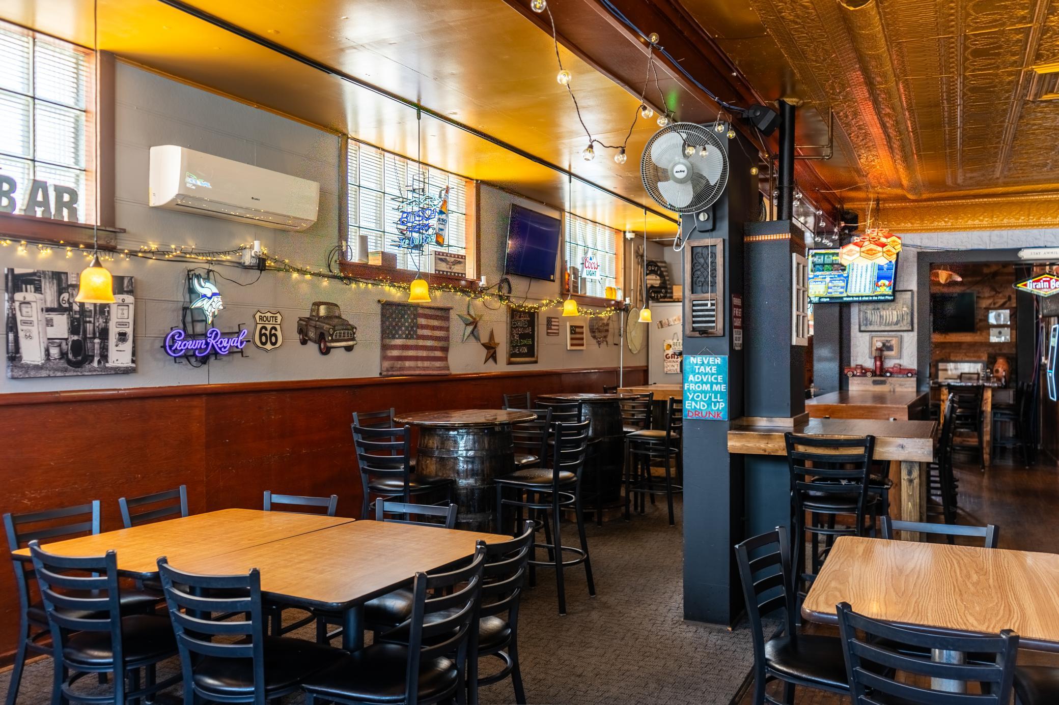 Bar/Dining