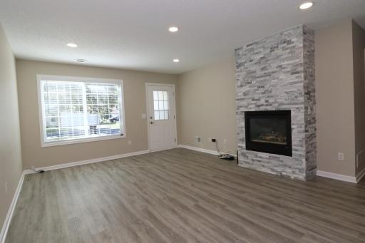 Front entry/Living room