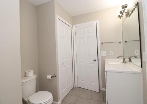 Upper level bath