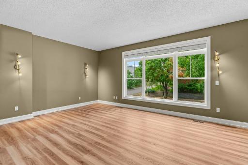 416 Duke Street, Saint Paul, MN 55102