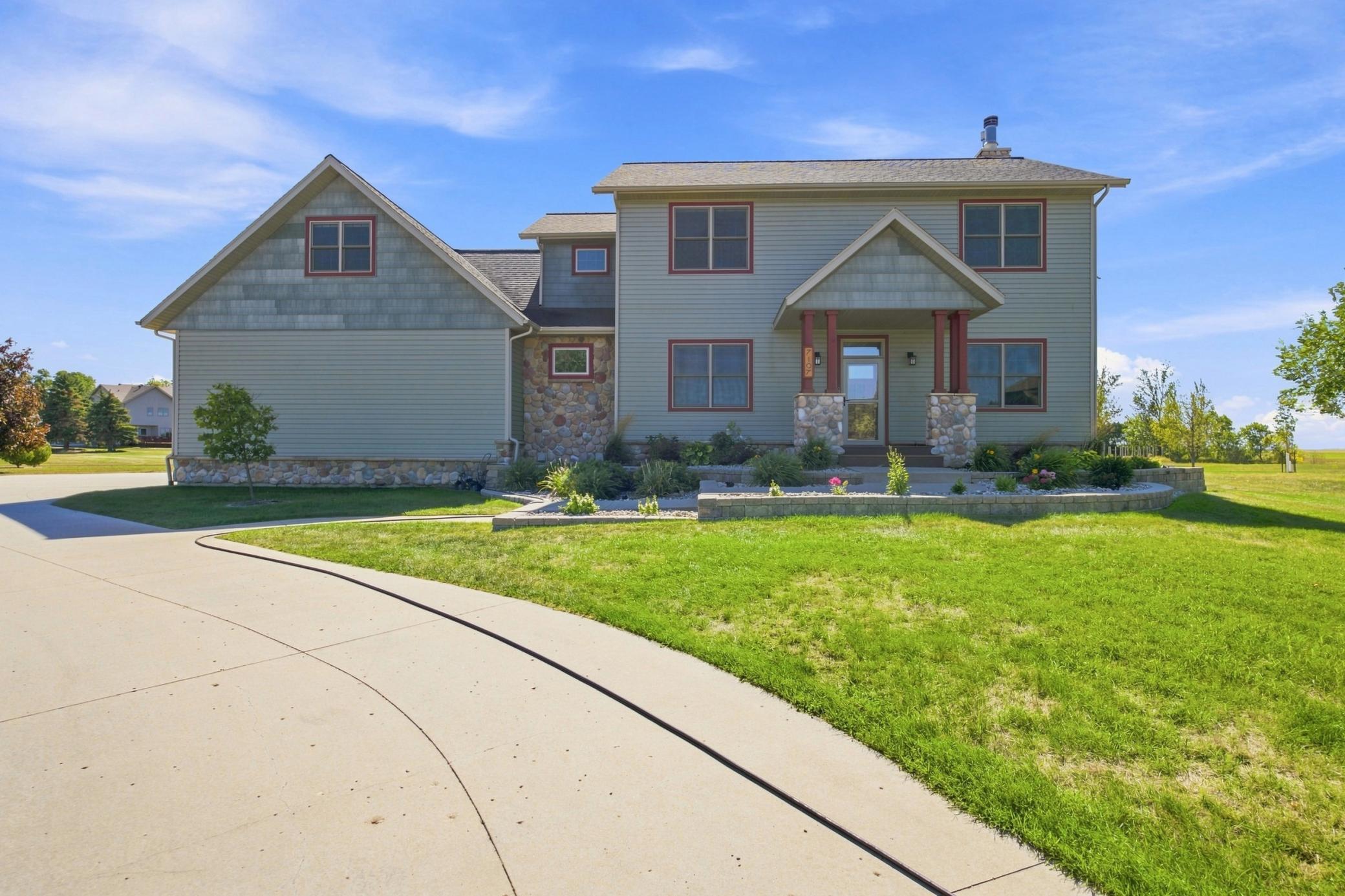 Property photo for 7107 Maple Lane, Horace, ND 58047