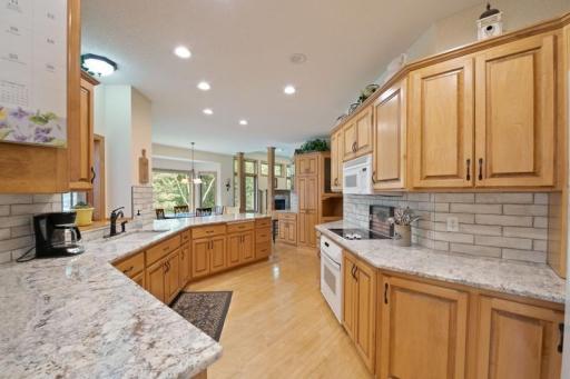 11021 Timberline Drive N, Champlin, MN 55316