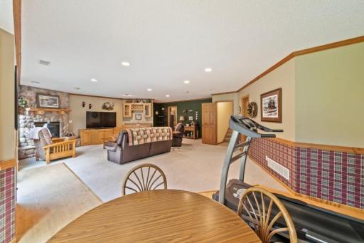 11021 Timberline Drive N, Champlin, MN 55316
