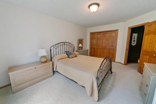 11021 Timberline Drive N, Champlin, MN 55316
