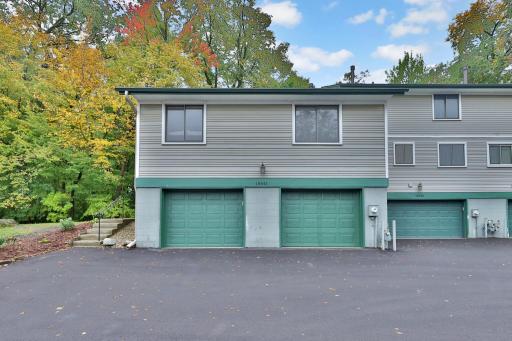 15641 27th Avenue N, Plymouth, MN 55447