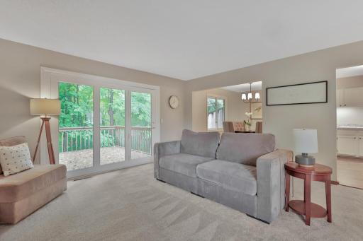 15641 27th Avenue N, Plymouth, MN 55447