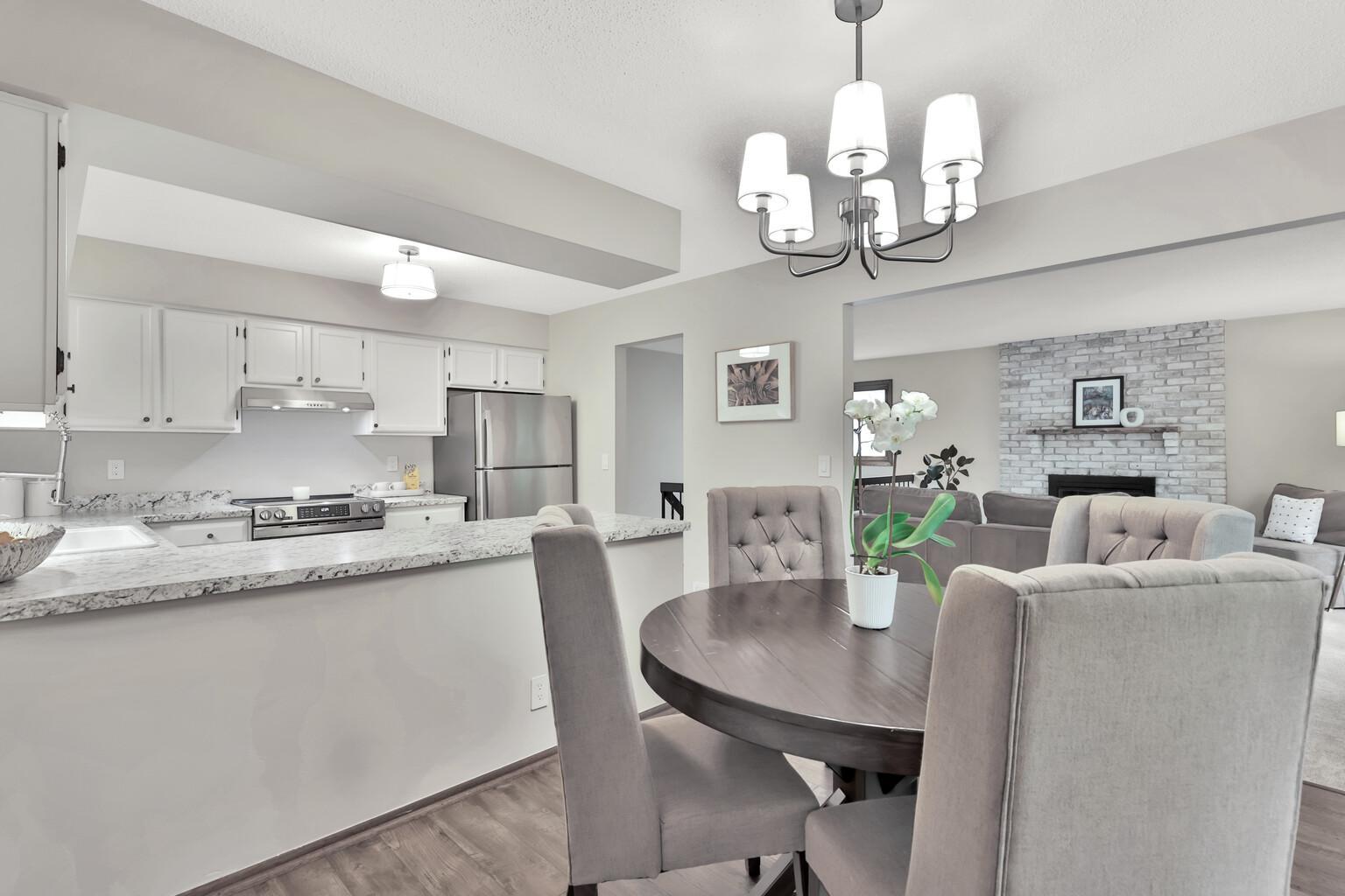 Dining Room/Kitchen