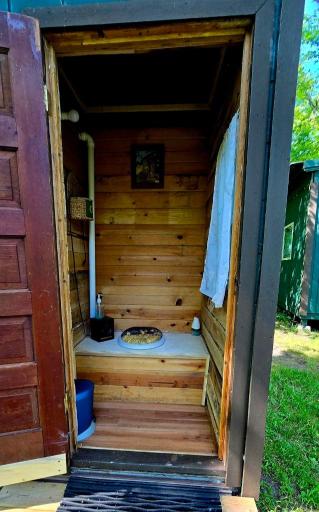 Tidy outhouse