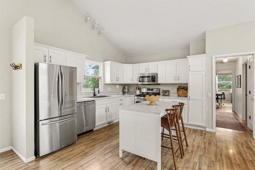 2405 Urbandale Lane N, Plymouth, MN 55447