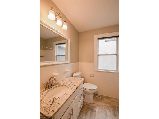 2115 Palace Avenue, Saint Paul, MN 55105