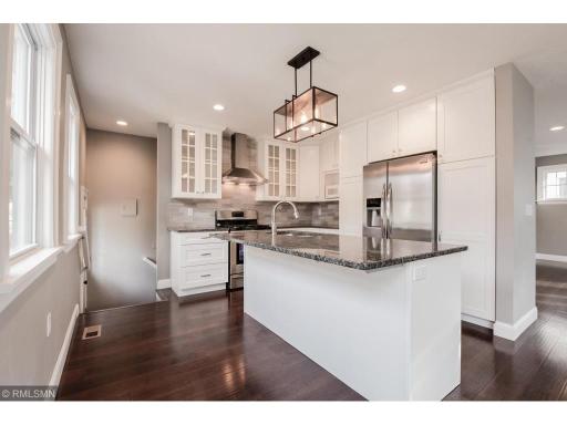 2115 Palace Avenue, Saint Paul, MN 55105