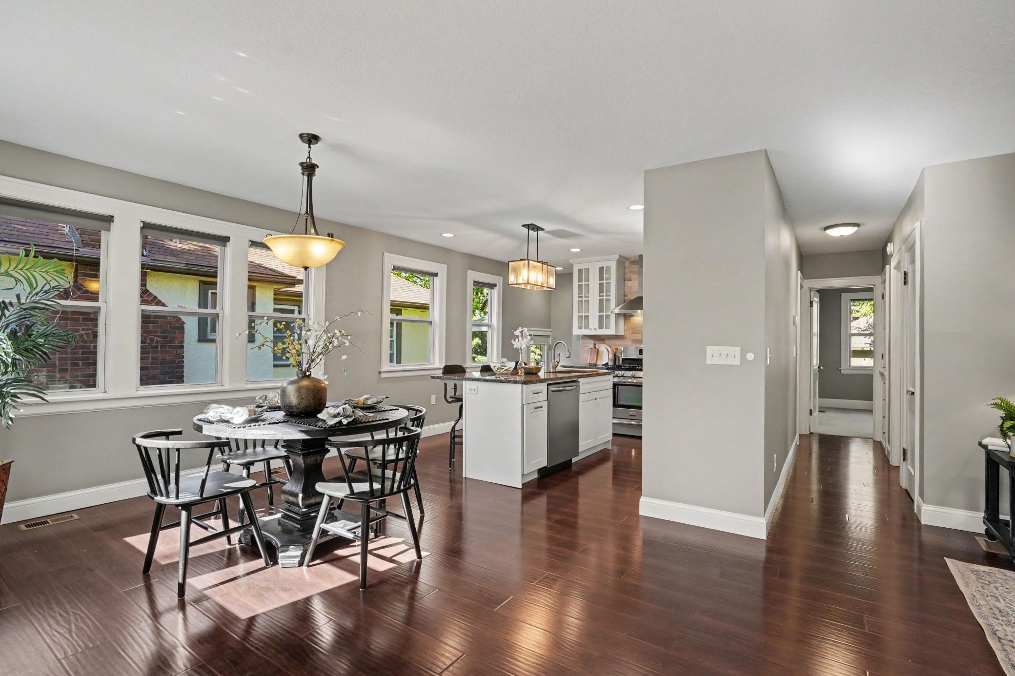 Dining Room into kitchen