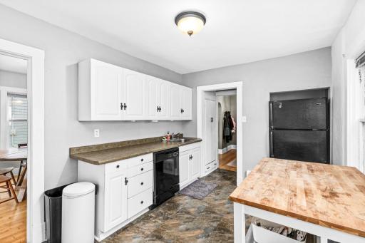 9239 Meadow Street, Duluth, MN 55810