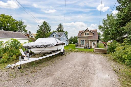 9239 Meadow Street, Duluth, MN 55810