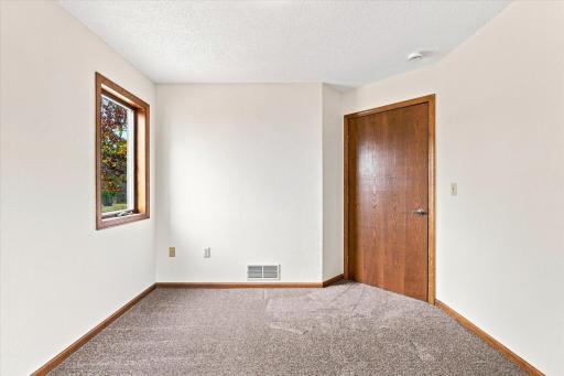2835 Pioneer Lane, Saint Cloud, MN 56301