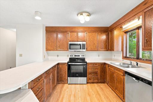 2835 Pioneer Lane, Saint Cloud, MN 56301
