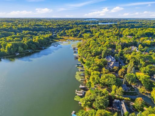 Photo for 510 Pleasant View Road, Chanhassen, MN 55317 - listing #7141185 510 Pleasant View Road, Chanhassen, MN 55317