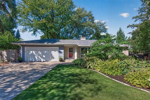 Photo for 2451 Sheldon Street, Roseville, MN 55113 - listing #7141198 2451 Sheldon Street, Roseville, MN 55113