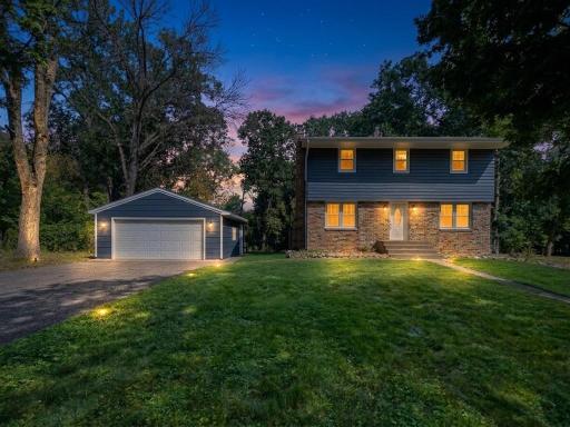928 Griffin Avenue, Mahtomedi, MN 55115