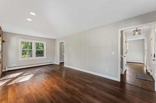928 Griffin Avenue, Mahtomedi, MN 55115