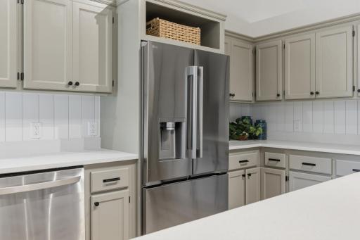 14964 River Oak Place, Savage, MN 55378