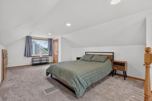 2705 Georgia Avenue S, Saint Louis Park, MN 55426