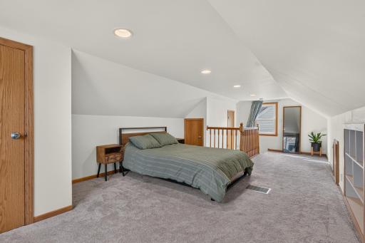 2705 Georgia Avenue S, Saint Louis Park, MN 55426