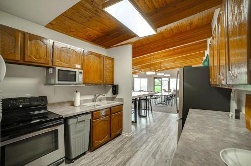 2680 Oxford Street N, 107, Roseville, MN 55113