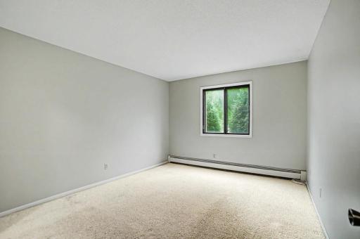 2680 Oxford Street N, 107, Roseville, MN 55113