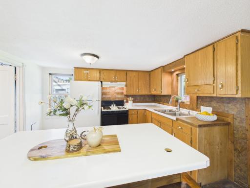 505 Riverside Avenue N, Sartell, MN 56377