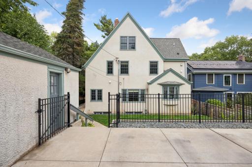 1015 West Minnehaha Parkway - Spacecrafting - 0074.jpg