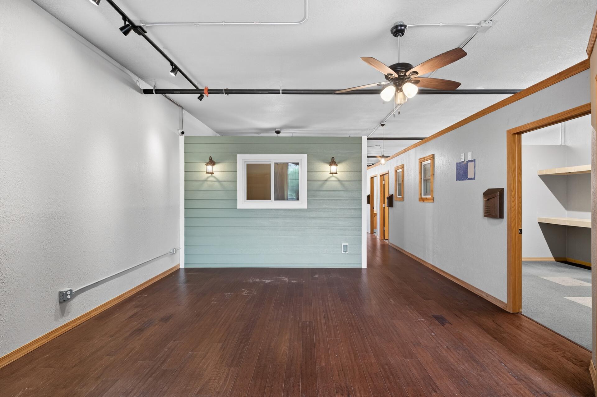 1103 Weir Drive, 200, #C - lobby area