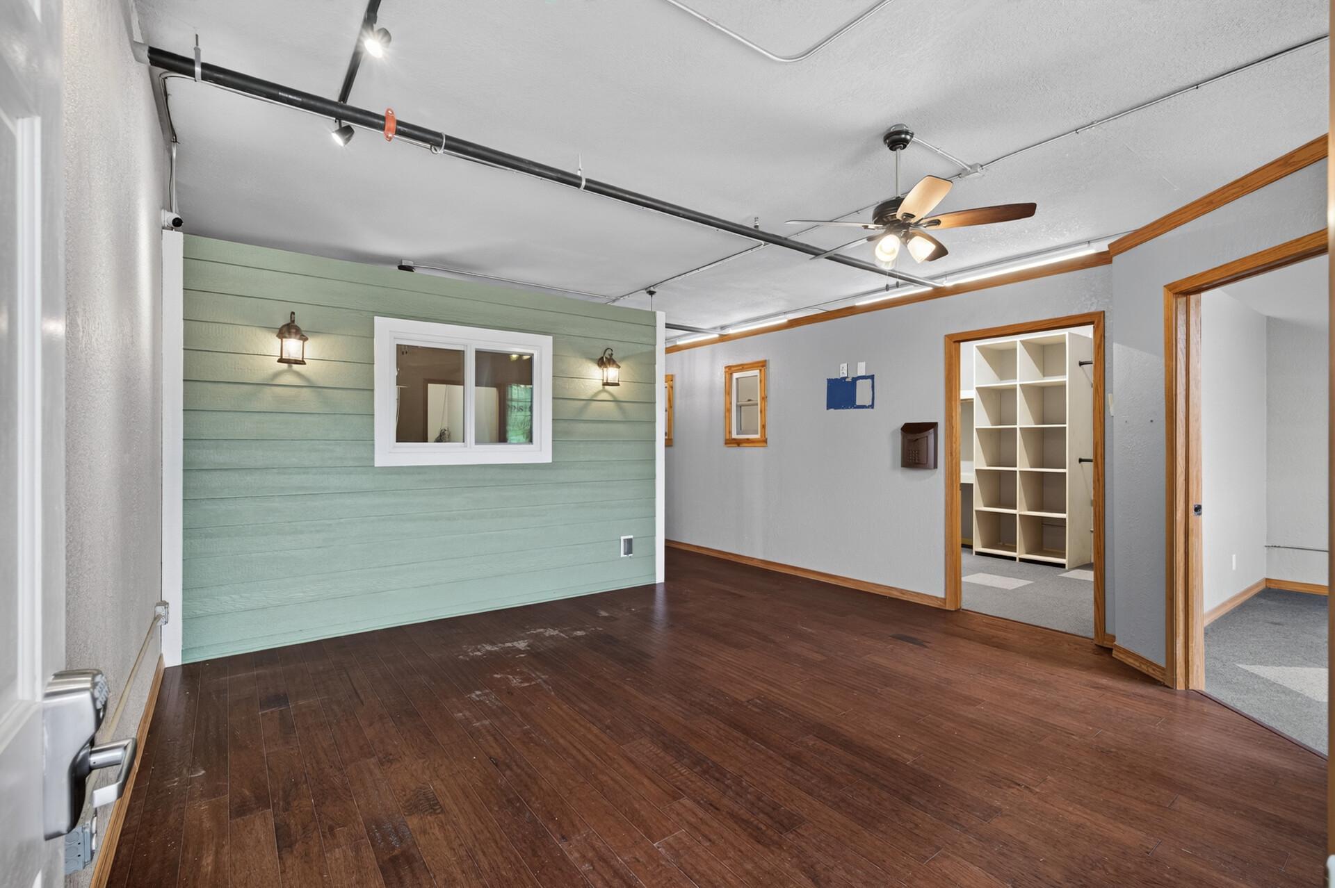 1103 Weir Drive, 200, #C - lobby area