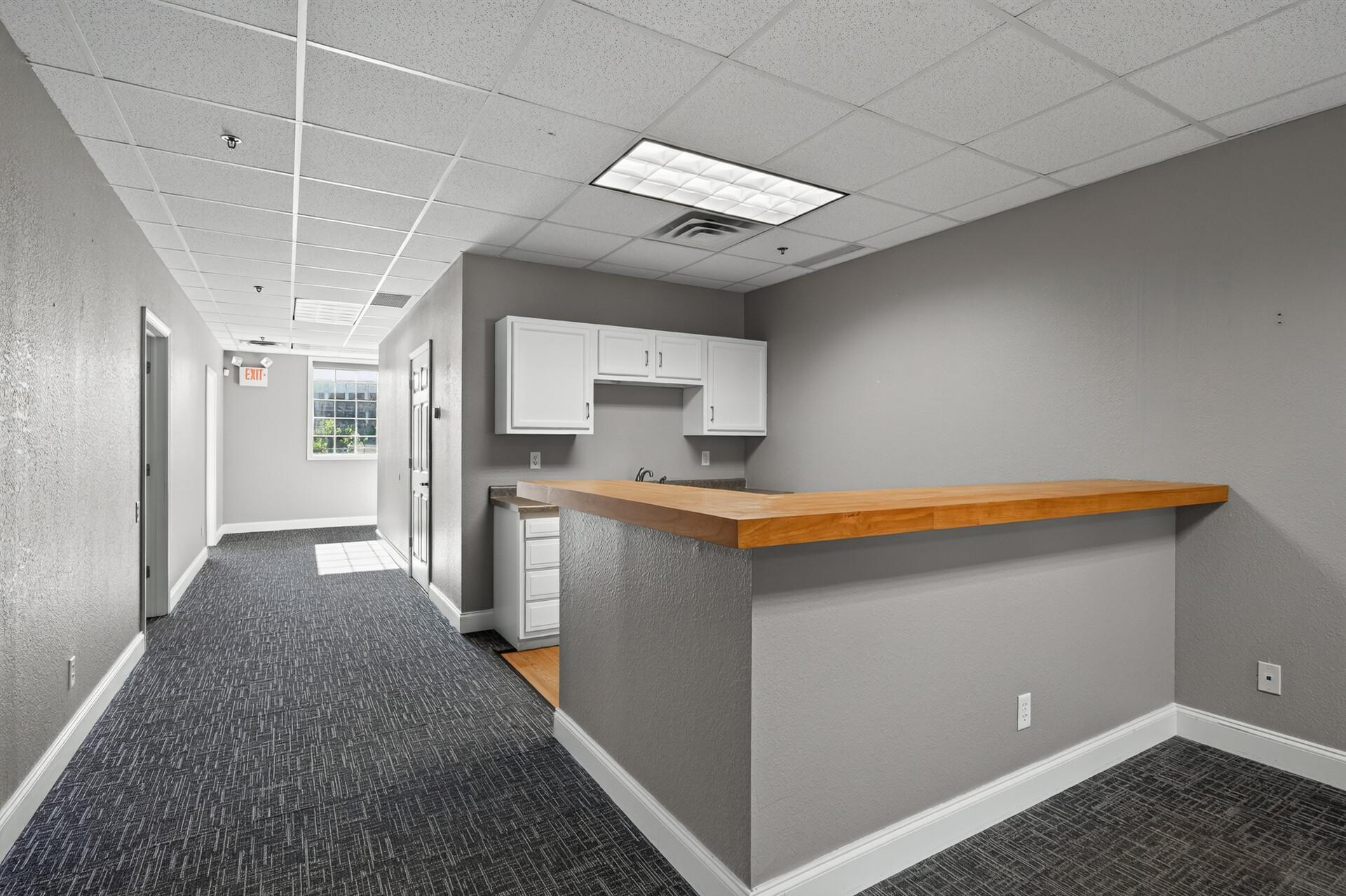 1103 Weir Drive, 200 - Unit A common area