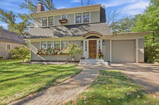 909 6th Avenue N, Saint Cloud, MN 56303