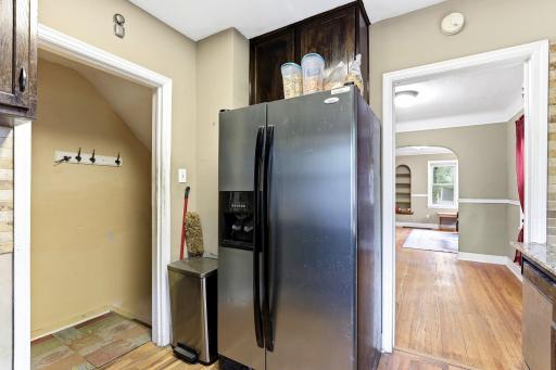 5447 Bryant Avenue N, Brooklyn Center, MN 55430