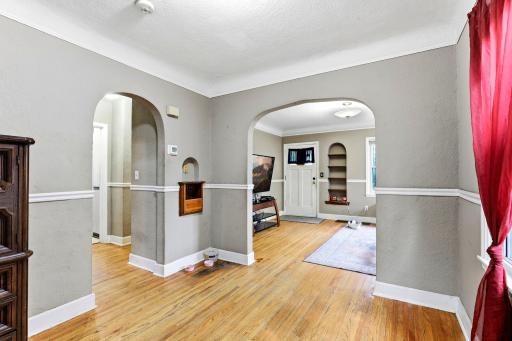 5447 Bryant Avenue N, Brooklyn Center, MN 55430