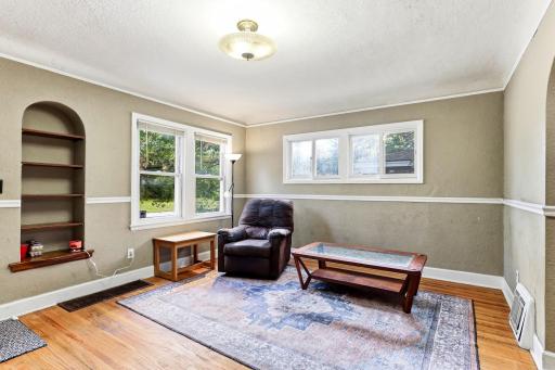 5447 Bryant Avenue N, Brooklyn Center, MN 55430