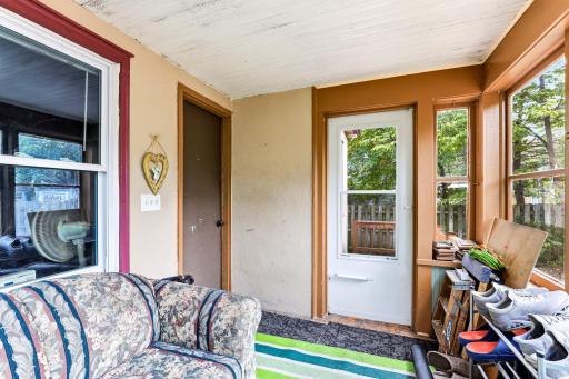 5447 Bryant Avenue N, Brooklyn Center, MN 55430